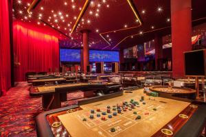 Gallery image of Hotel Casino Pullman City Center Rosario in Rosario