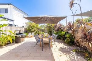 Bel Air, 8A Ocean Ave - pet friendly, water views and air con外面的花园