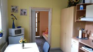 Kuchyň nebo kuchyňský kout v ubytování Privatzimmer - P Krol