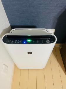 Foto da galeria de 無料駐車場 3階建て一軒家 最大10人 3寝室 2トイレ ペットOK家族団体向き Usj 道頓堀 難波近い em Osaka