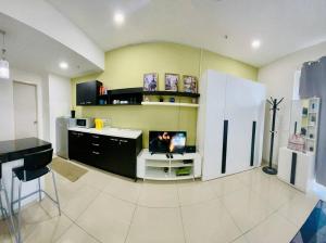 Afbeelding uit fotogalerij van Moonstone studio D'Perdana Apartment in Kota Bharu +12 foto's
