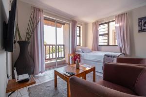 Μια τηλεόραση ή/και κέντρο ψυχαγωγίας στο Broadway Self Catering Apartments
