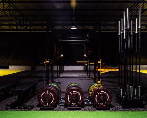 Fitness centrum a/nebo fitness zařízení v ubytování Apollo Hotel Chalong