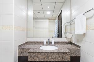 Koupelna v ubytování Ultimate Stay 1 BR Marina Views Best Location in the Heart of Marina Perfect Vacation Near Marina Beach JBR