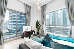Posezení v ubytování Ultimate Stay 1 BR Marina Views Best Location in the Heart of Marina Perfect Vacation Near Marina Beach JBR