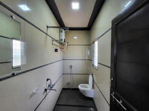 Koupelna v ubytování Vayu Resort - Kas Pathar