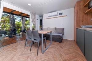 Ảnh trong thư viện ảnh của MORENIA Park Villas ở Podaca +3 ảnh