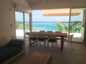 Gallery image of Une Terrasse sur la Mer in Le Gosier +20 photos