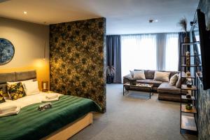 Postel nebo postele na pokoji v ubytování Seven Hotel Bytom - Katowice