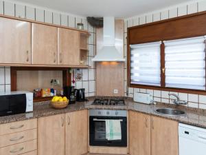 Kuchyň nebo kuchyňský kout v ubytování Villa Villa Dorada by Interhome + 22 fotografií