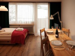 Postel nebo postele na pokoji v ubytování Apartment Silence-5 by Interhome
