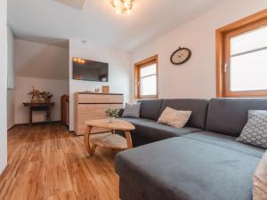 Posezení v ubytování Holiday Home beim Kainzbauer by Interhome