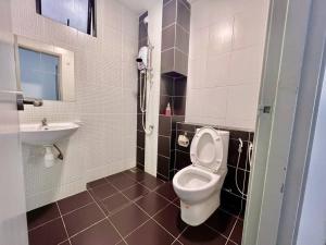 Gambar di galeri bagi (Mt. Austin) Lavish Suite 3BR2B by Cowidea di Johor Bahru