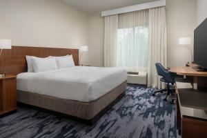 Postel nebo postele na pokoji v ubytování Fairfield Inn & Suites by Marriott Ithaca