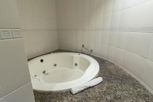 Koupelna v ubytování Hotel Nacional Inn Curitiba Santa Felicidade