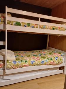 Little River Glamping客房内的一张或多张床位