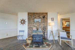新伯尔尼New Bern Home with Direct Access to Neuse River的相册照片