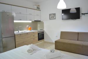 Nhà bếp/bếp nhỏ tại Seashell Art Decor Studio Private Garage