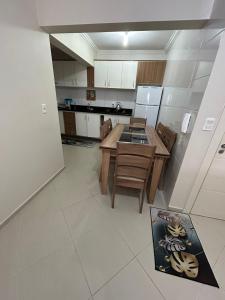 Dapur atau dapur kecil di Apartamento summer, ótima localização