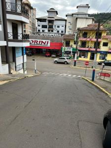Bangunan di mana terletaknya apartmen