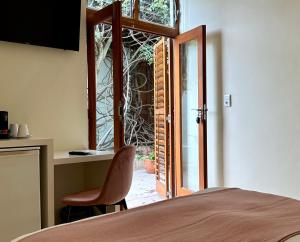 LOLOHO LODGE - 24h solar power客房内的一张或多张床位