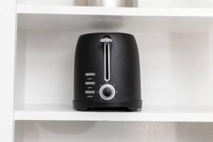 Imagine din galeria proprietății Just Off Wilton Drive Apt 3 în Fort Lauderdale