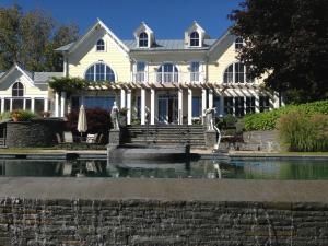 Billede fra billedgalleriet på Magnificent Hudson River Estate i Coxsackie