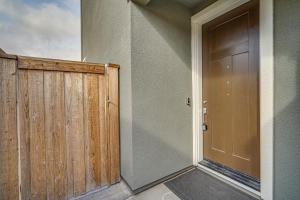 特雷西Newly Built Tracy Home with Backyard and Pool Access!的相册照片