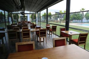 Restaurace v ubytování Ramada By Wyndham Soma