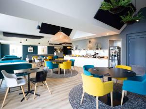 Posezení v ubytování ibis Styles Lille Neuville en Ferrain