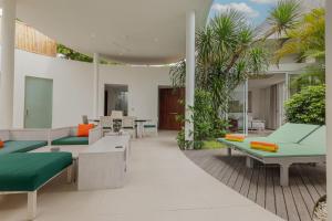 Ein Sitzbereich in der Unterkunft Taman Mesari Luxury Villas-Seminyak