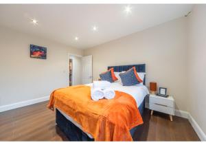 מיטה או מיטות בחדר ב-2 Bedroom Apartment in Perfect Location
