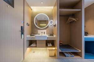 Ванна кімната в Atour Hotel Hefei USTC Huangshan Road +28 фото