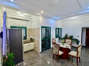 Fotografie z fotogalerie ubytování Appartement meublé en R1 Haut Standing 1CH v destinaci Yaoundé