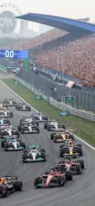 a group of racing cars on a race track at De stern in Purmerend