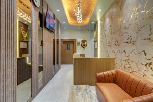 Μια τηλεόραση ή/και κέντρο ψυχαγωγίας στο Radhe Residency