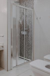Um banheiro em Apartamentos Sol & Ria