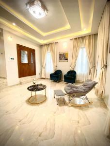 Fotografie z fotogalerie ubytování Blueprint Apartment v Akure + 19 fotografií