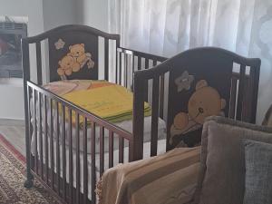 A bed or beds in a room at HOMER