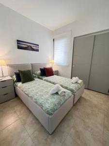 Krevet ili kreveti u jedinici u objektu Apartamento Lujo A2 Golf Resort, Valle del este