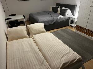 Uma cama ou camas num quarto em Marilyn