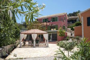 Gallery image of Avra in Gaios
