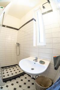 Koupelna v ubytování Stylový apartmán v centru Náchoda