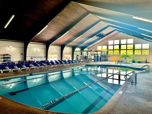 Foto Barnstable’is asuva majutusasutuse Cape Cod Irish Village - The Emerald Resort galeriist +29 fotot