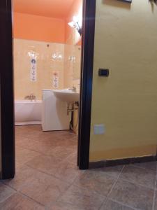 Et badeværelse på Appartamenti La Collina