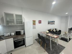 Afbeelding uit fotogalerij van Elegant Spacious Studio Retreat Close to Funchal in Funchal