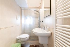 Bagno di Le Bianche Suites Ostuni