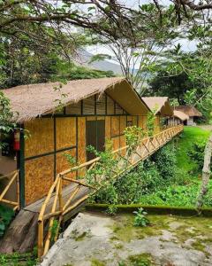 Κήπος έξω από το Araplay Lodge