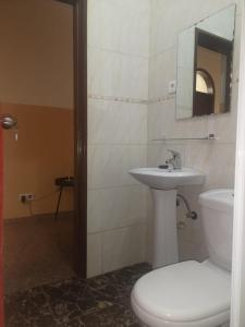 Vannituba majutusasutuses Excelente localización en Praia