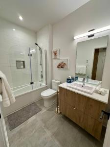 Koupelna v ubytování Tremblant Luxe 3BR Pet-friendly, Entertainment!